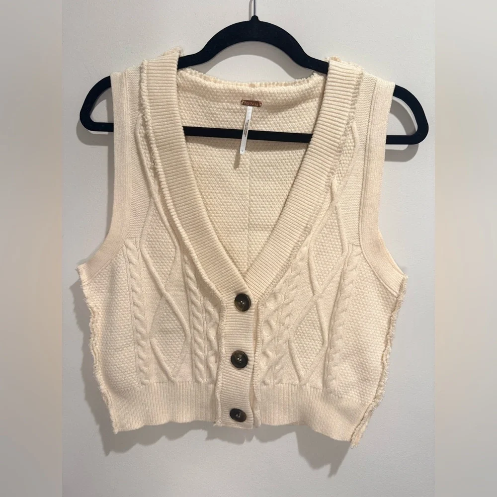 Free People Cable Knit Cropped Sweater Vest Cream Button Front Size L